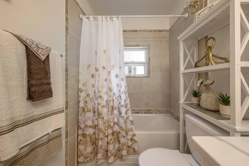 Golden Greek Getaway Chic House In Heart Of Tampa Villa United States