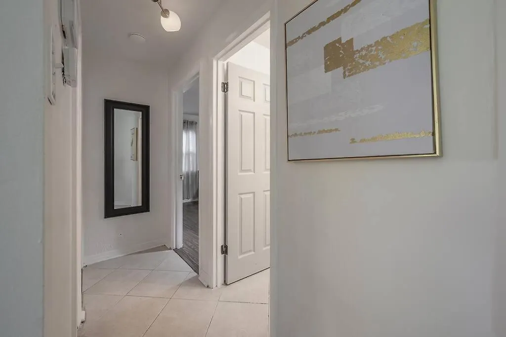 Golden Greek Getaway Chic House In Heart Of Tampa Villa United States