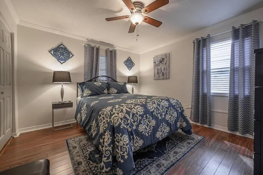 Golden Greek Getaway Chic House In Heart Of Tampa 빌라 미국