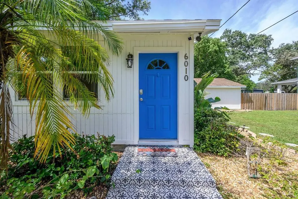 펜션 Golden Greek Getaway Chic House In Heart Of Tampa 빌라 미국